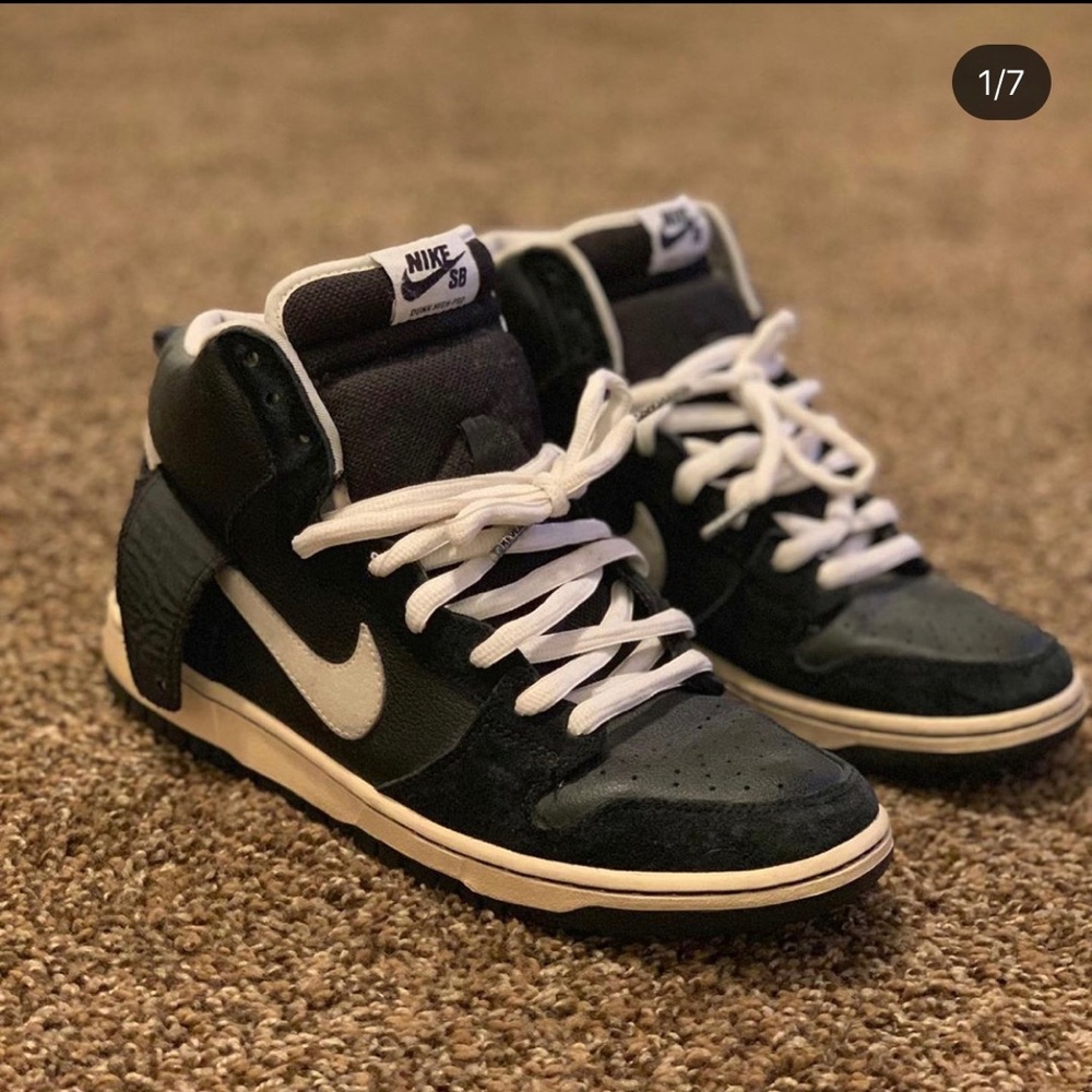 NIKE SB DUNKS HIGH VENOM BLACK